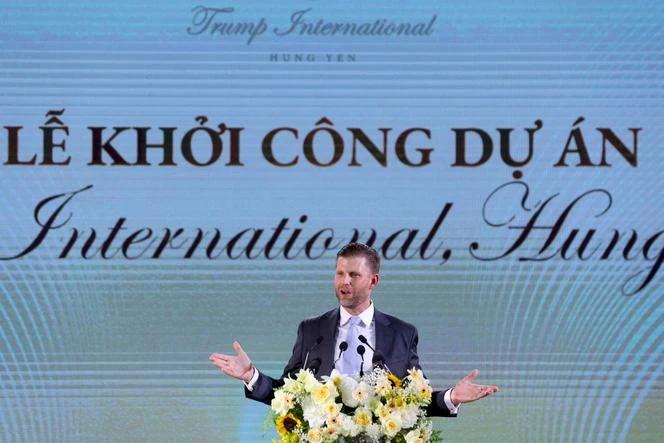 Eric Trump alla cerimonia di posa della prima pietra del resort in Vietnam