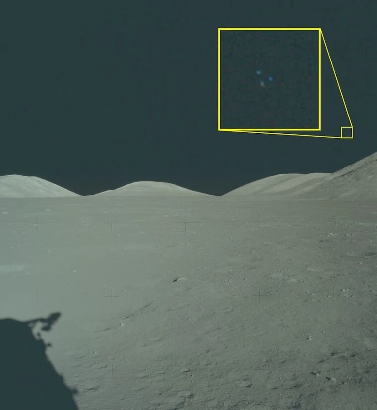 Foto NASA Apollo 17 citata nei file UAP con punti luminosi nello spazio