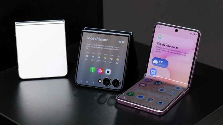 Samsung Galaxy Z Flip8, il pieghevole a conchiglia